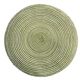 Color verde. Material: hilo de algodón. Diámetro: alrededor de 35 cm.