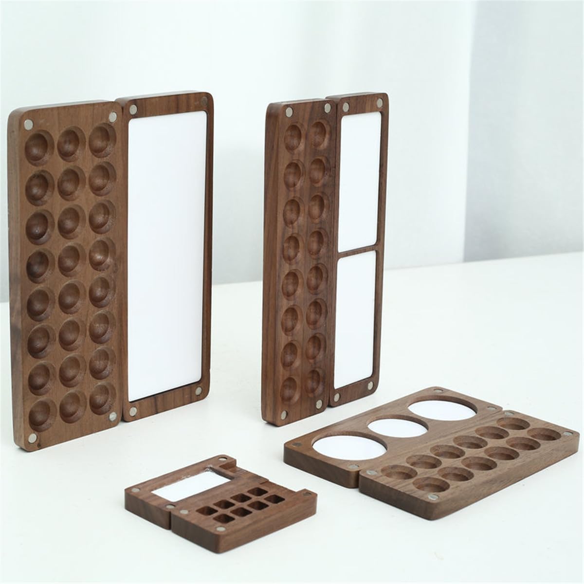 Drewniana paleta akwarelowa, pudełko na gwasz, czarny orzech, podróżna paleta akwarelowa, paleta farb akwarelowych, paleta farb (24 siatki)