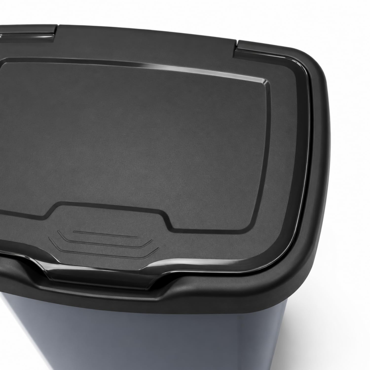PALUPLUS Pattumiera da Cucina in Plastica Effetto Acciaio, Misura 39x29,5x63 cm, Pedale per Apertura Automatica e Chiusura Rallentata, Coperchio Anti Odori con Fermasacco -1061C -3,2 (40 Litri)