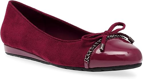 Anne Klein Guilia, Vino