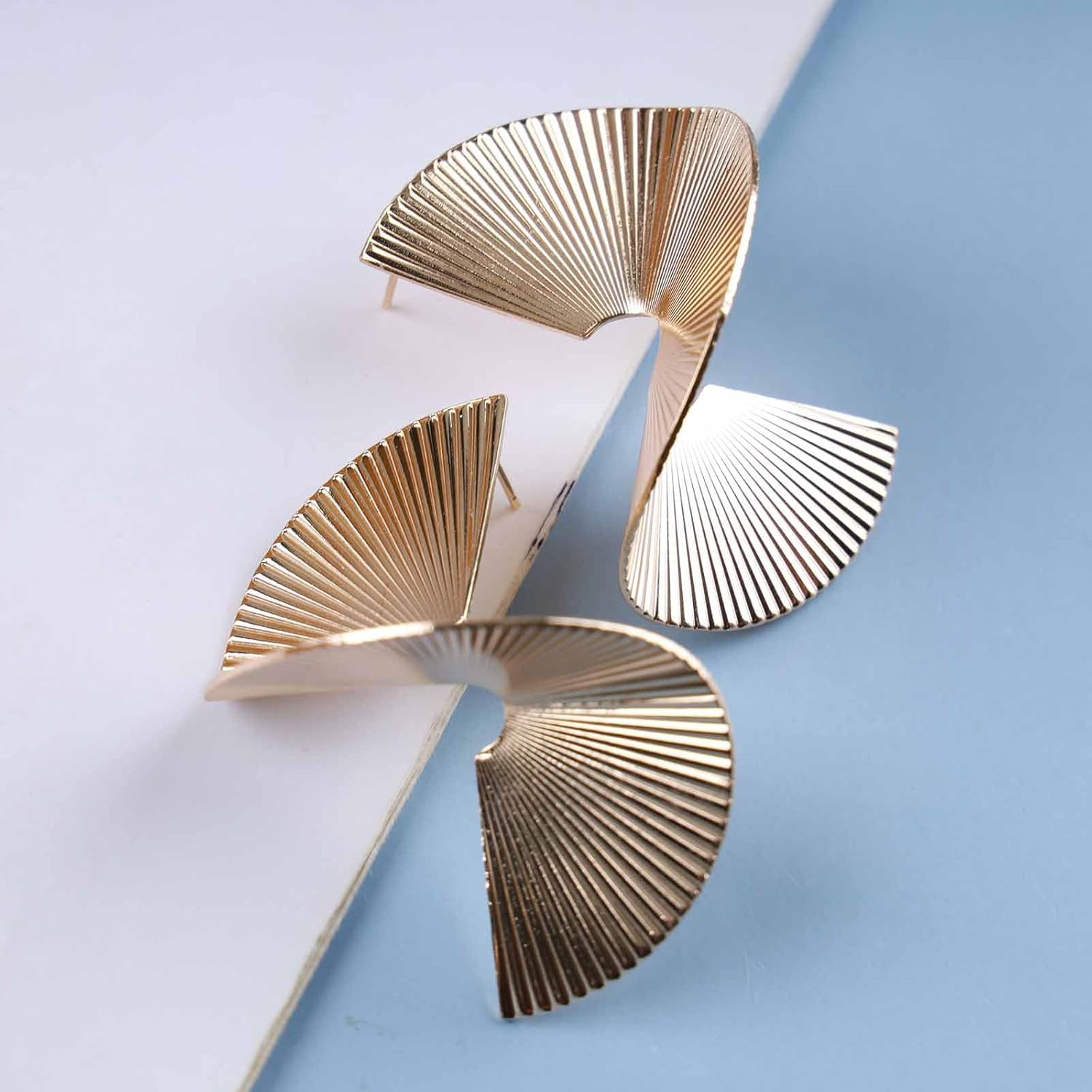 Andelaisi Boho Exaggerated Geometric Earrings Vintage Sectored Twisted Earrings Large Twisted Studs Earring Punk Spiral Statement Earring Jewelry for Women - Image 4