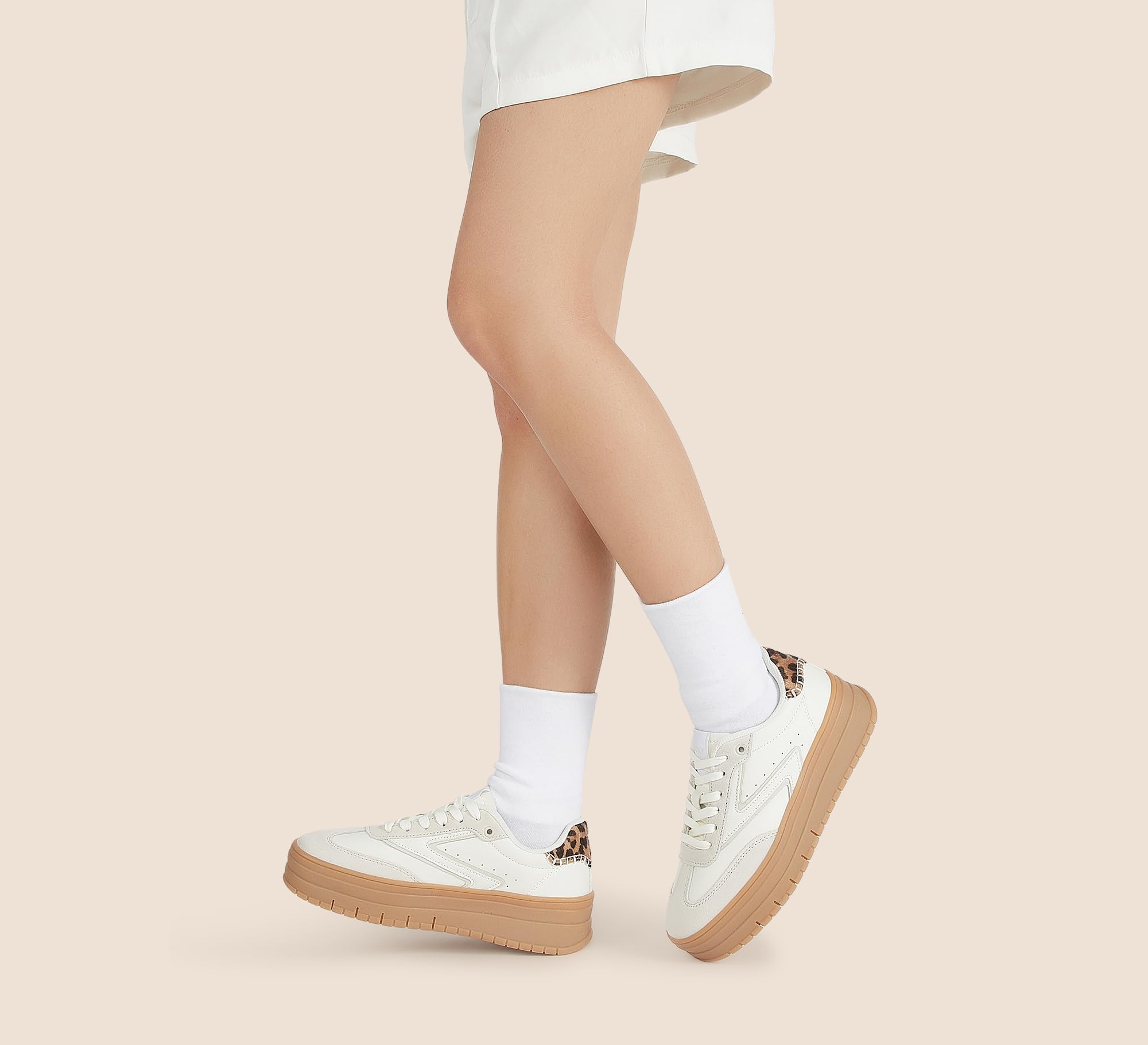 LUCKY STEP Damen Plateauschuhe mit Gummisohle & Wildleder - Retro Design, Dicke Laufsohle für Tennis & Alltag