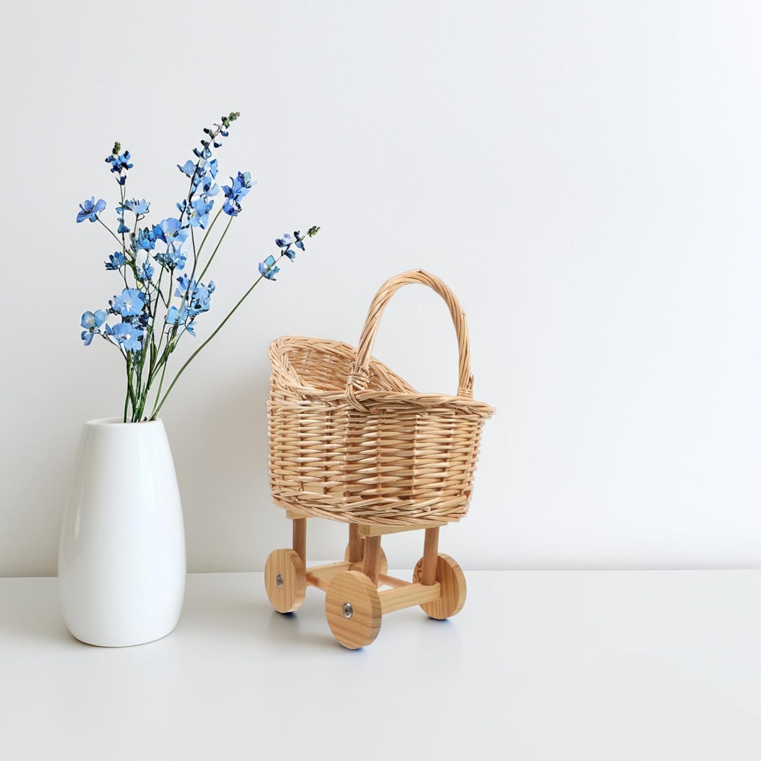 Garneck Woven Rattan Flower Basket Handheld Floral Basket Small for Wedding Favors Flower Girl Baby Shower with Handle for Party Decoration