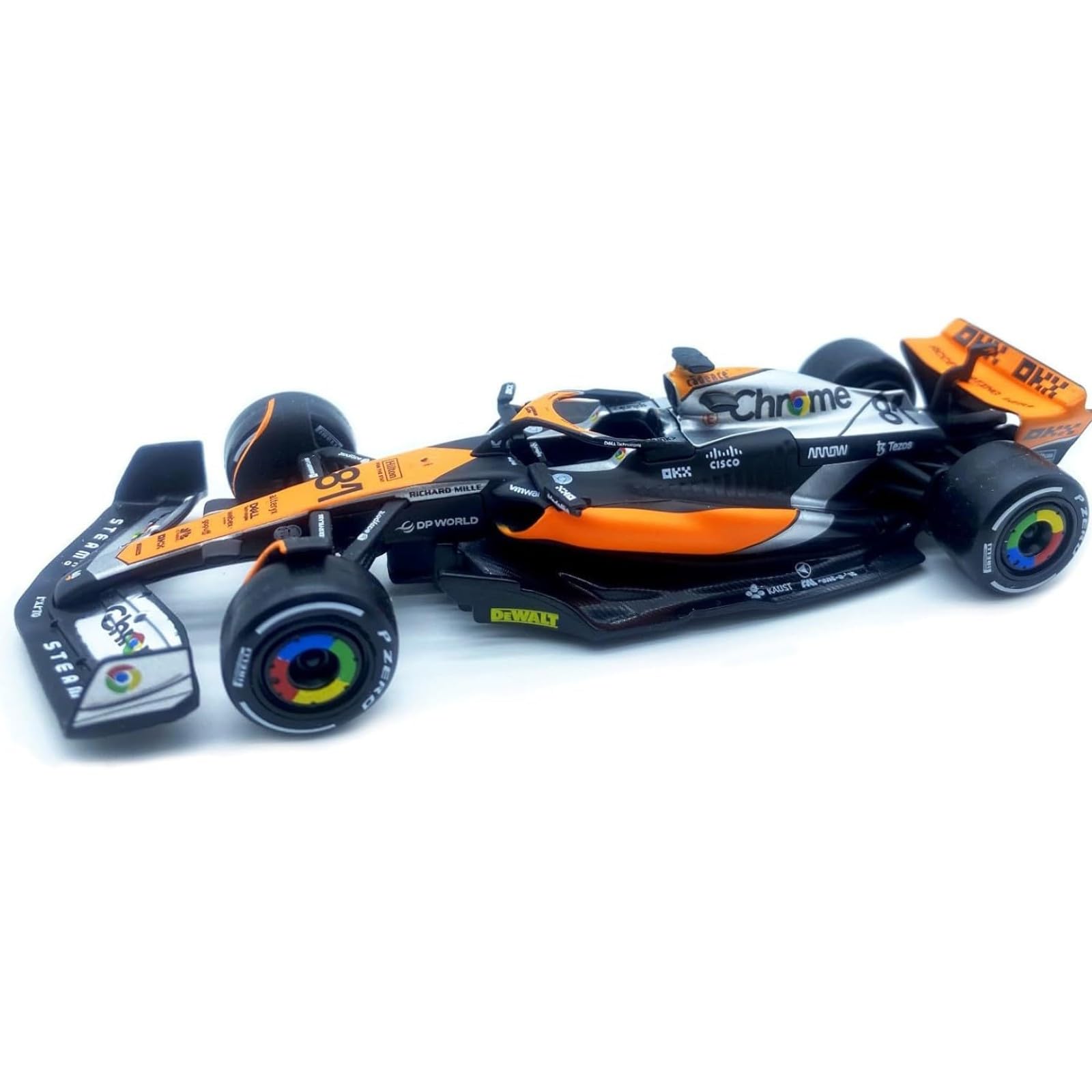 Bburago 1:43 2023 British GP F1MCL60#81 Oscar Alloy Racing Car 1/43 MCL60#81 Formula One Die Cast Adult Collection Vehicles Model Car
