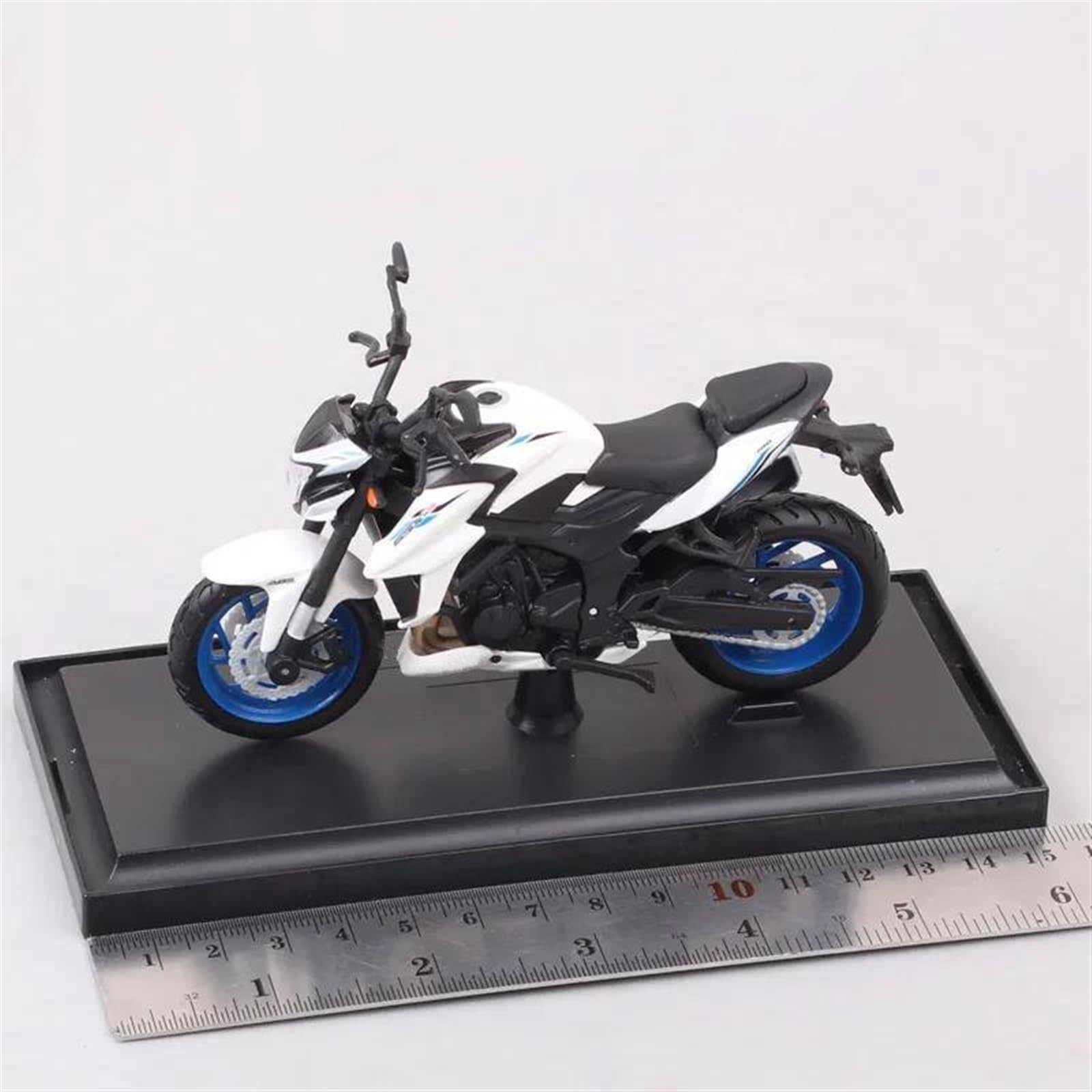 Modello 1/18 Per SUZUKI GSXS750 ABS GSX S 750 Moto Modello In Metallo Collezione Di Simulazione Fonde Sotto Pressione Regali Per