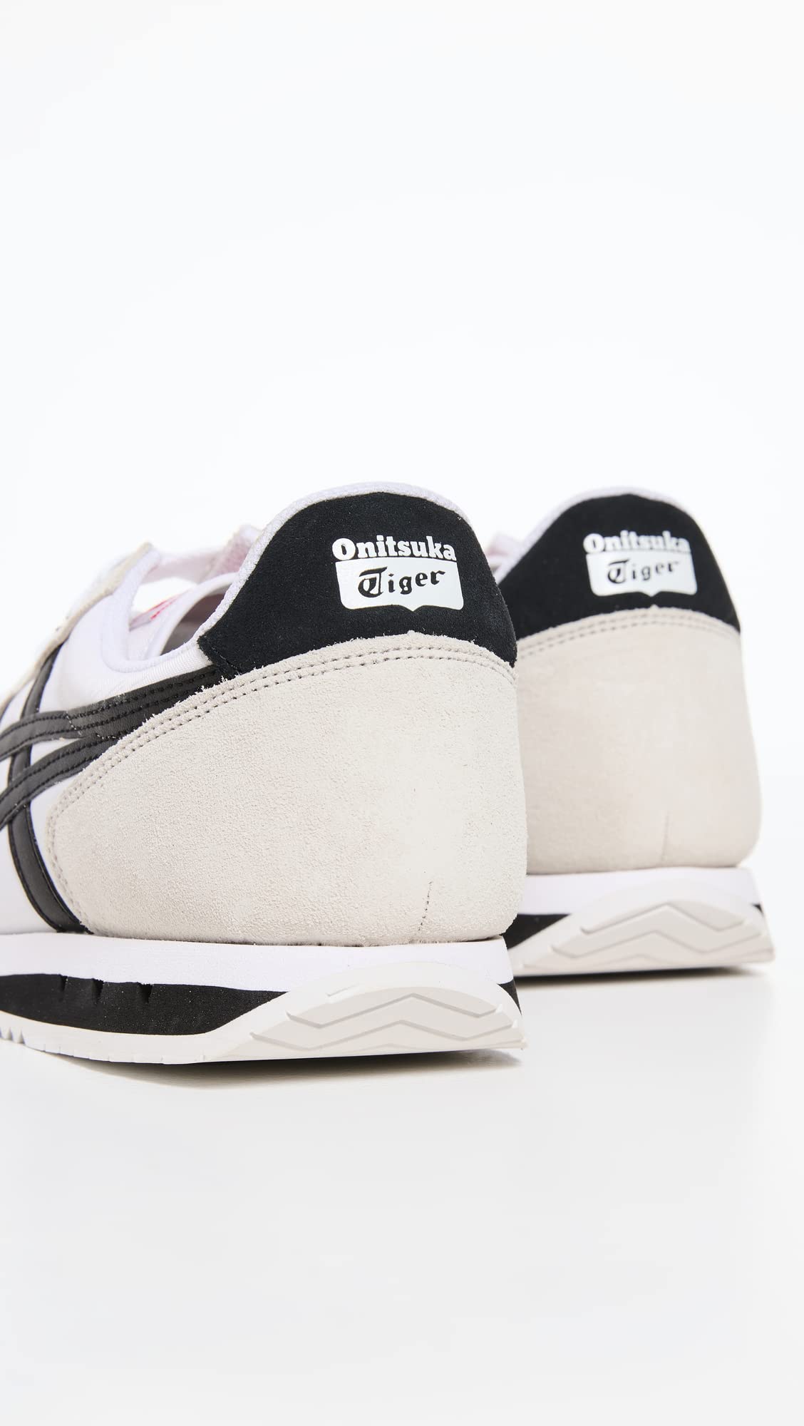NTTdocomo - 888 Onitsuka Tiger New York Unisex Sneakers, White/Black, 9.5 US