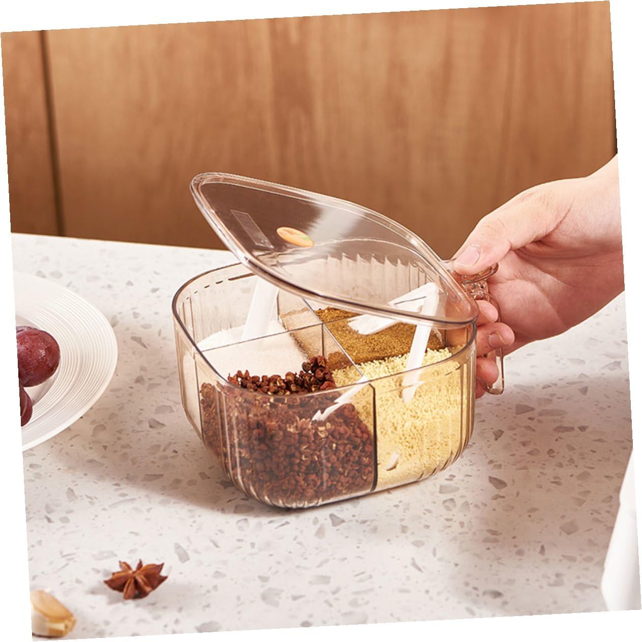 SHOWERORO Amber 4-compartment Kitchen Seasoning Box, Household Spice Organizer with Lid, Multi-grids Separated Condiment Storage Container for Countertop Use
