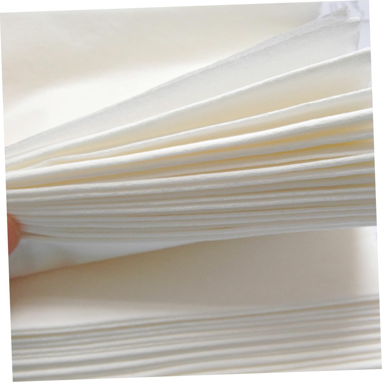 4 Rollen Dicke Papierhandtücher aus Zellstoff Stark und Saugfähig zum Hände Abwischen in Küche und Büro Ölabsorbierendes Haushaltspapier