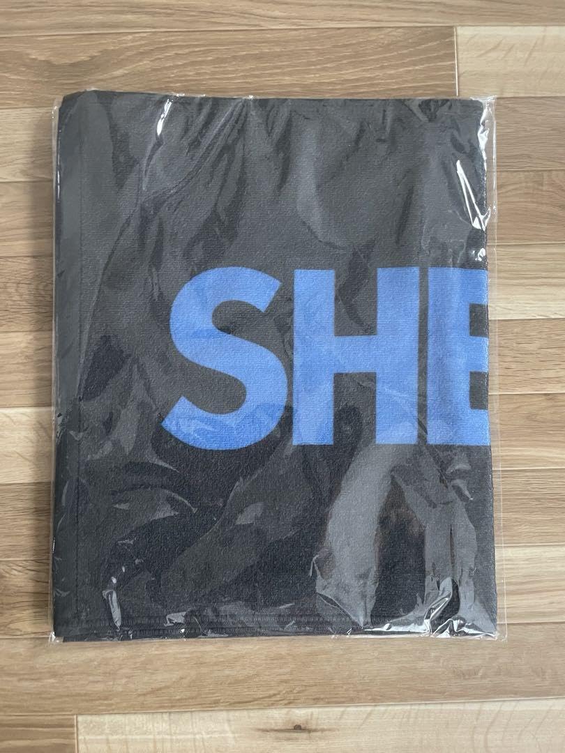 Amazon.co.jp: SHE