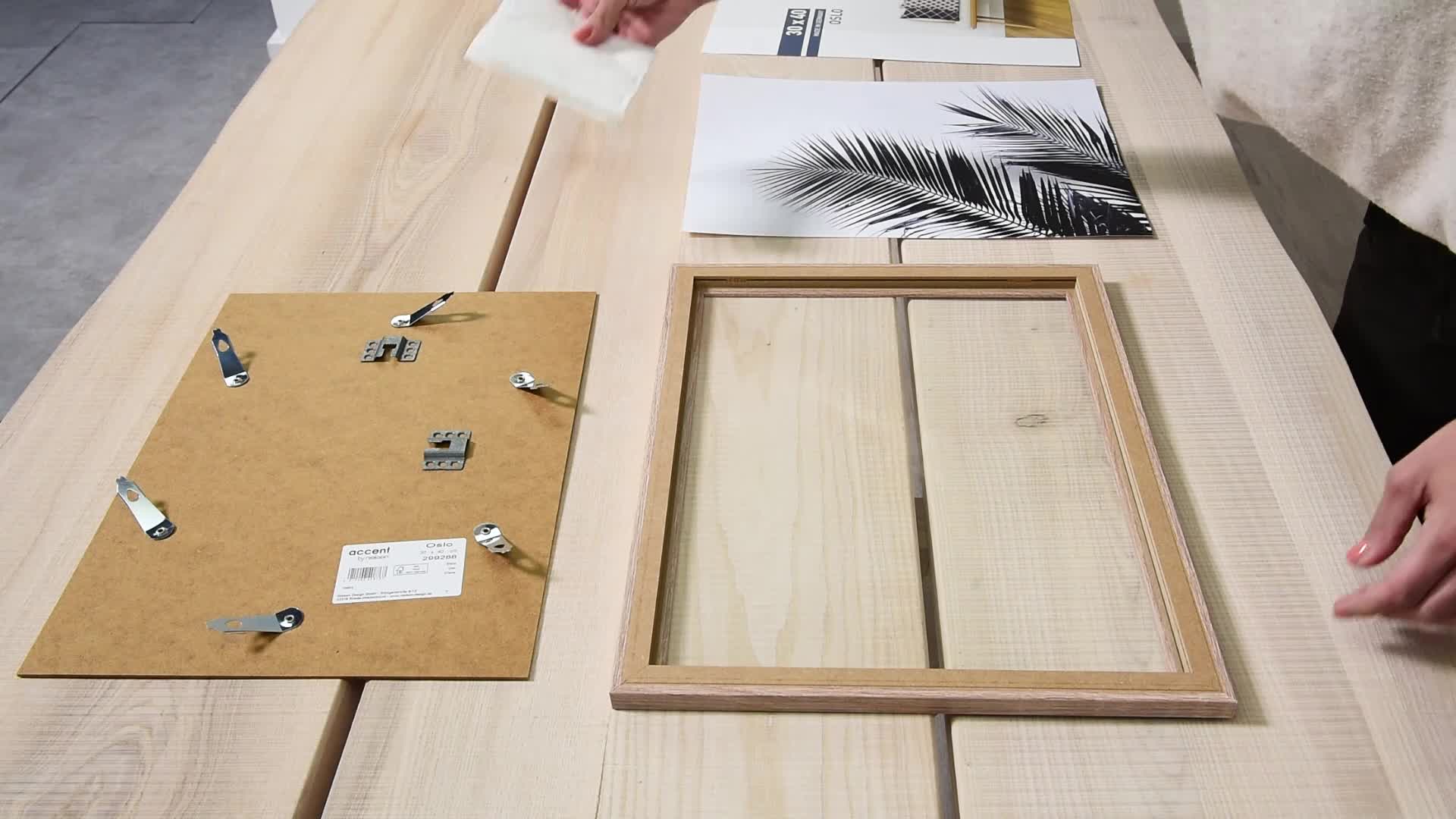 accent by nielsen Bilderrahmen, 21 x 29,7 cm (A4), Holz, Blau, Dokumentenrahmen zum Aufhängen im Hoch- & Querformat, Echtglas, Oslo – Bild 8