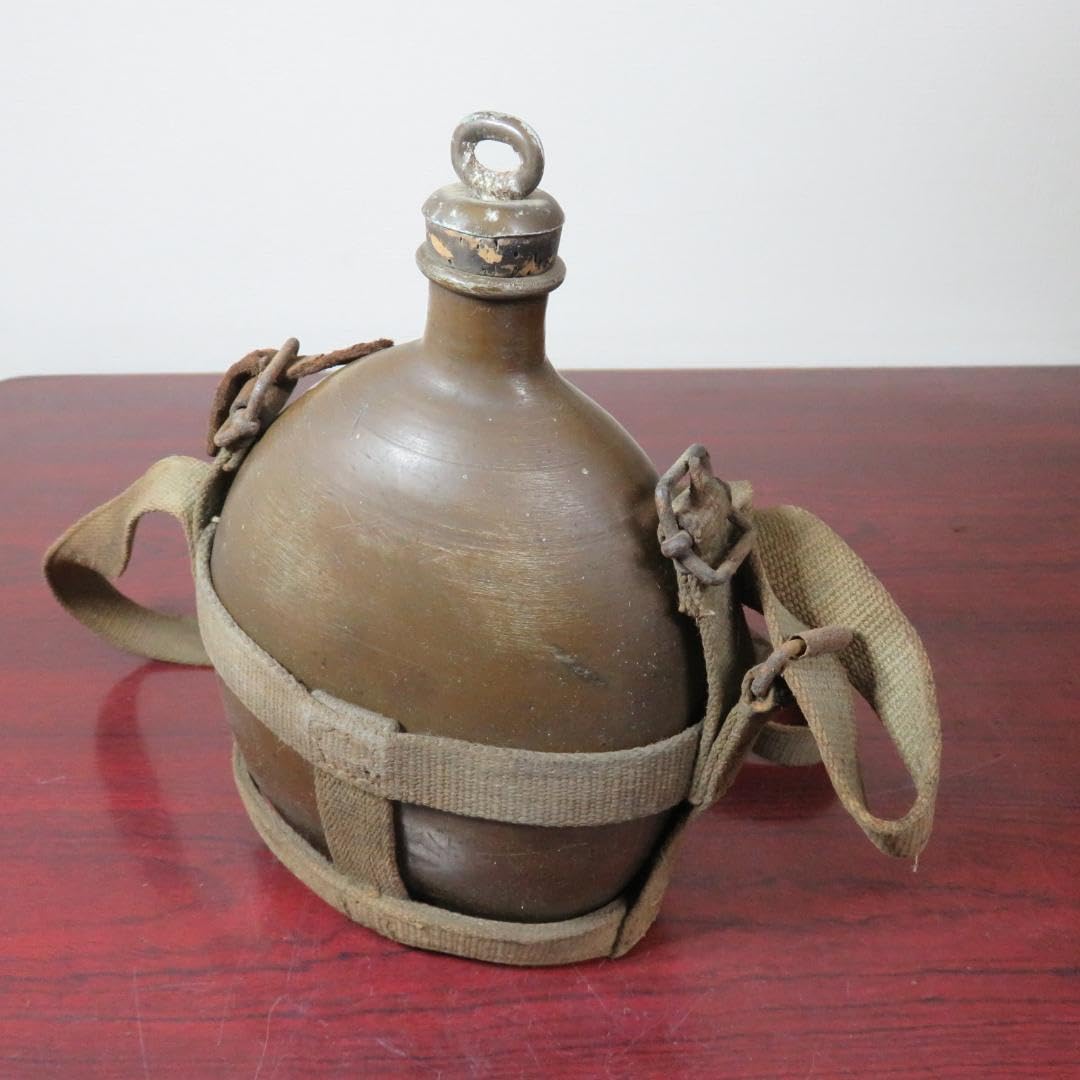 【希少】戦時中　戦前後　水筒　カバー　当時物 Amazon｜水筒 戦中 戦時中 ミリタリー 錆 傷み｜水筒