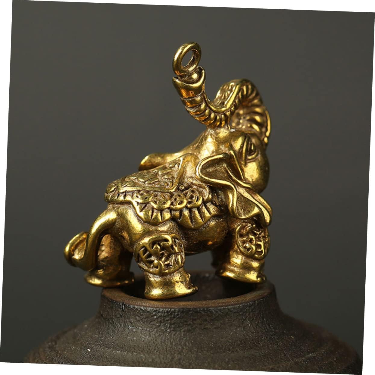 Angoily 2pcs Brass Elephant Ornament for Elephant Keychain Home Decor Antique Elephant Charms Elegant, 4.3X4.2X2.1CM, Brass, brass No Gemstone