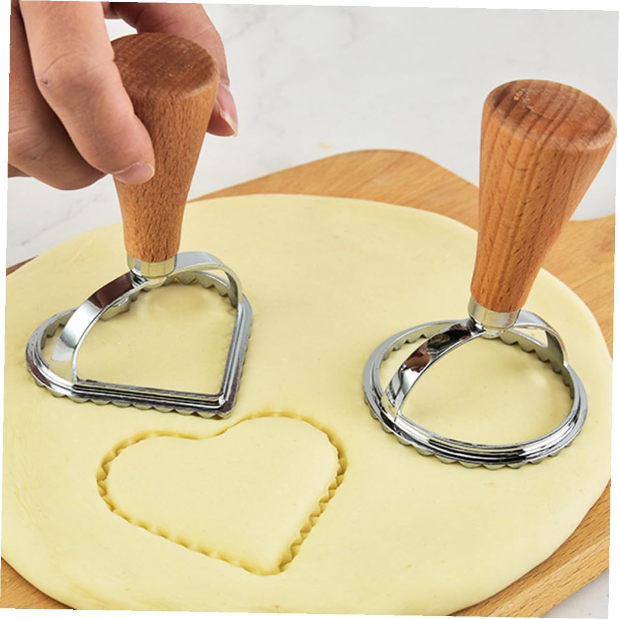 Stainless Steel Biscuit Molds and Dumpling Maker Set, 3pcs Cake Cutting Molds with Large Square, Small Square, round Shapes for Baking and Pastry Preparation Random Color