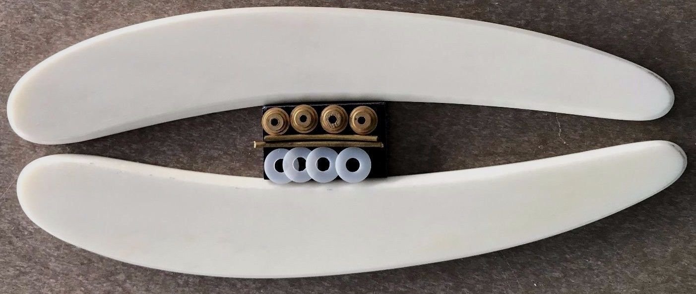 Camel Bone 7/8-1 Inch Size Straight Razor Blades Scales/Handles With Brass Hardware Straight Razor Making Razorsmith Supply For Puma Dovo Boker Straight Razors. Sized at 6"x3/4"-3/8"x5/32".