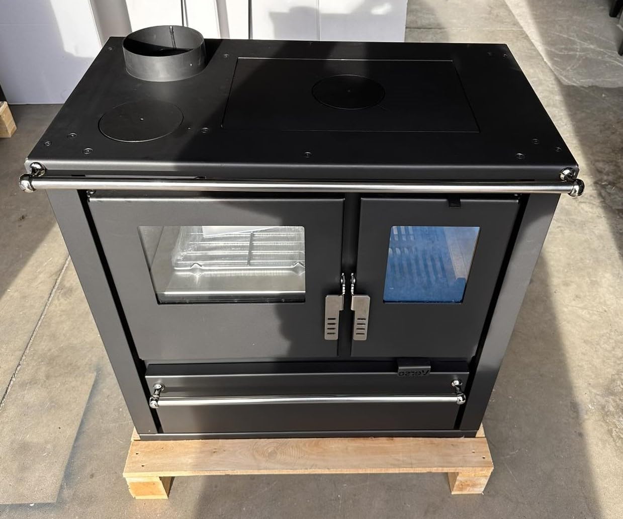 Poêle à bois Verso Cs Plus à gauche 7,7 kW grand compartiment de cuisson acier inoxydable