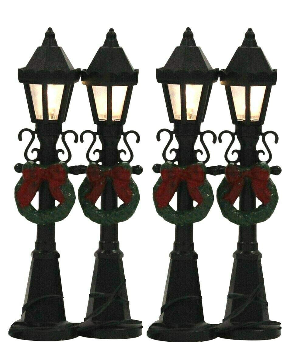 Rammento Winter Festive Decoration, 11x3cm - Set of 4 Luxury Light Up Mini Village Lamp Posts, Vintage Look with Festive Wreath, Perfect for Window, Mantle, or Christmas Table Display