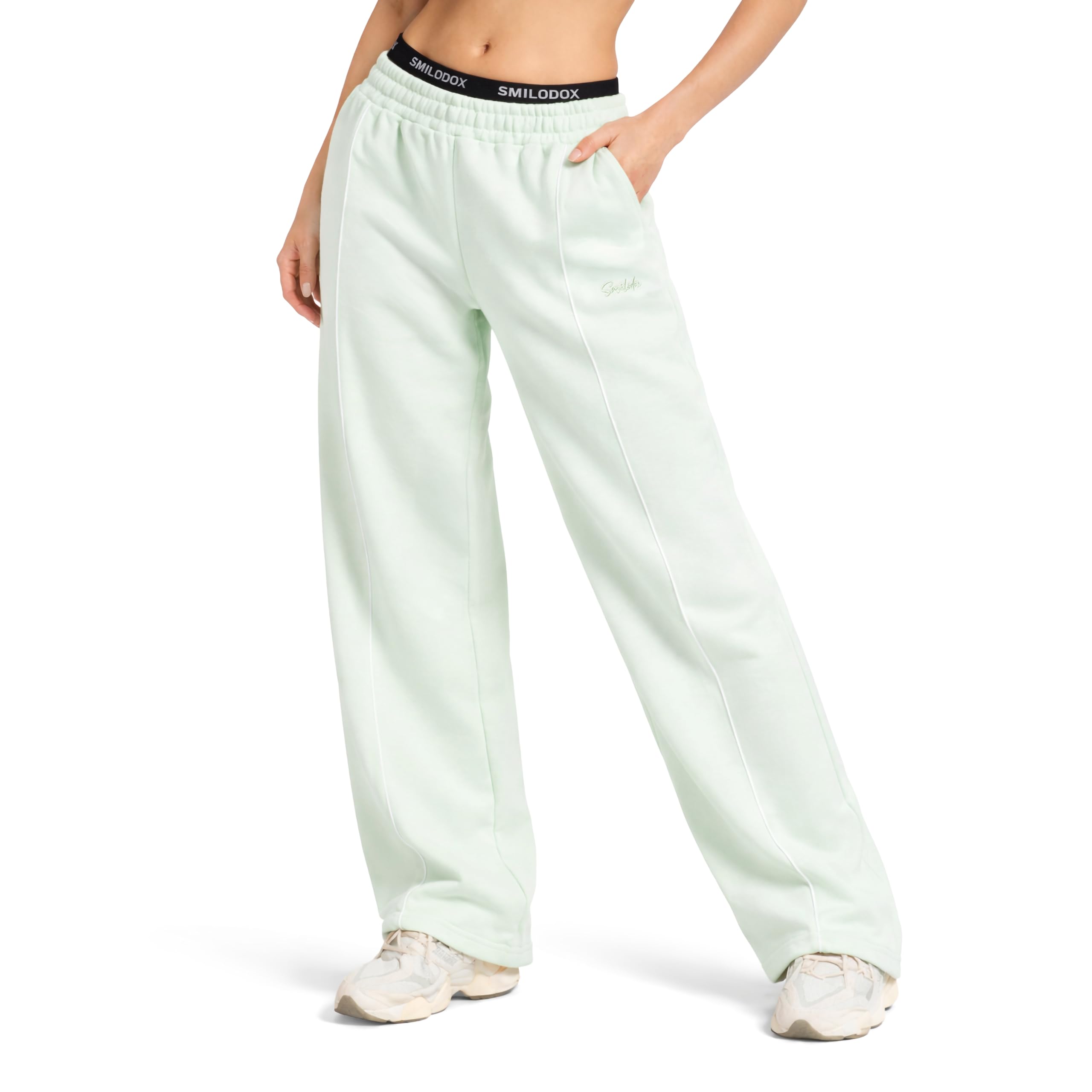 SMILODOX Jogginghose Damen Siara, Bequeme & stylische Freizeithose mit elastischem Bund und Seitentaschen, Trainingshose mit verstellbarem Beinabschluss im Oversize Fit, Für Fitness, Yoga & Freizeit