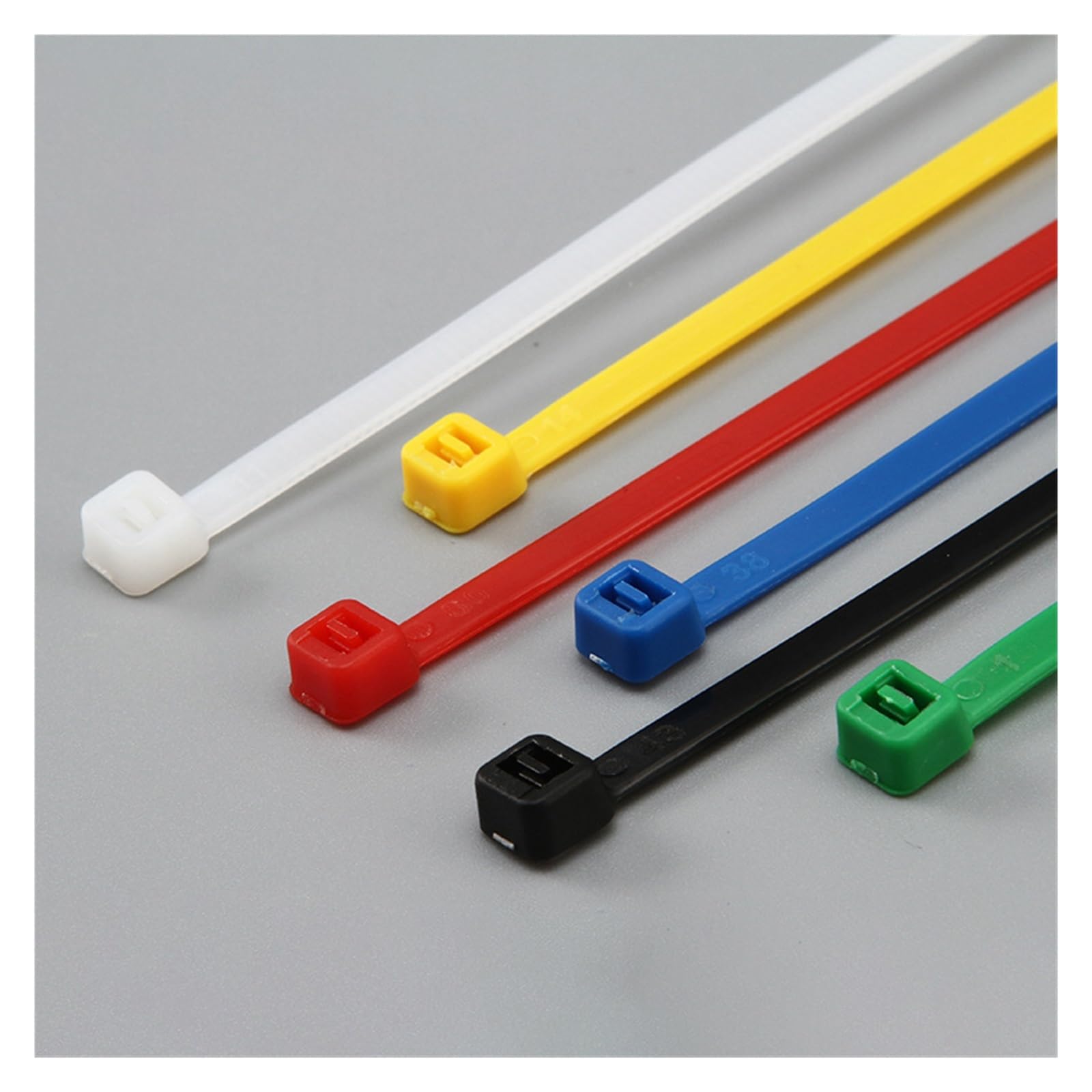 100 bridas de nailon autoblocantes multicolor.
