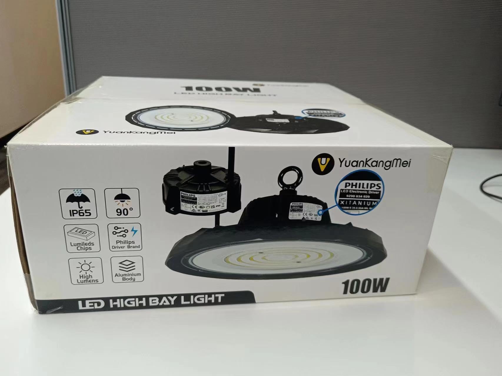 Lampe de Salle Résistante à l'Eau, 100W