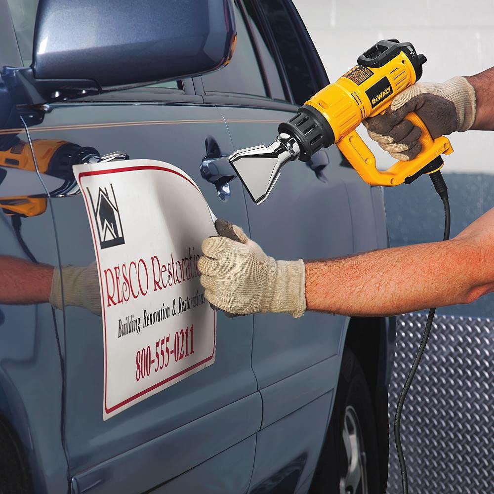 DEWALT Pistola de calor con pantalla LCD y estuche rígido/kit de accesorios (D26960K), amarillo