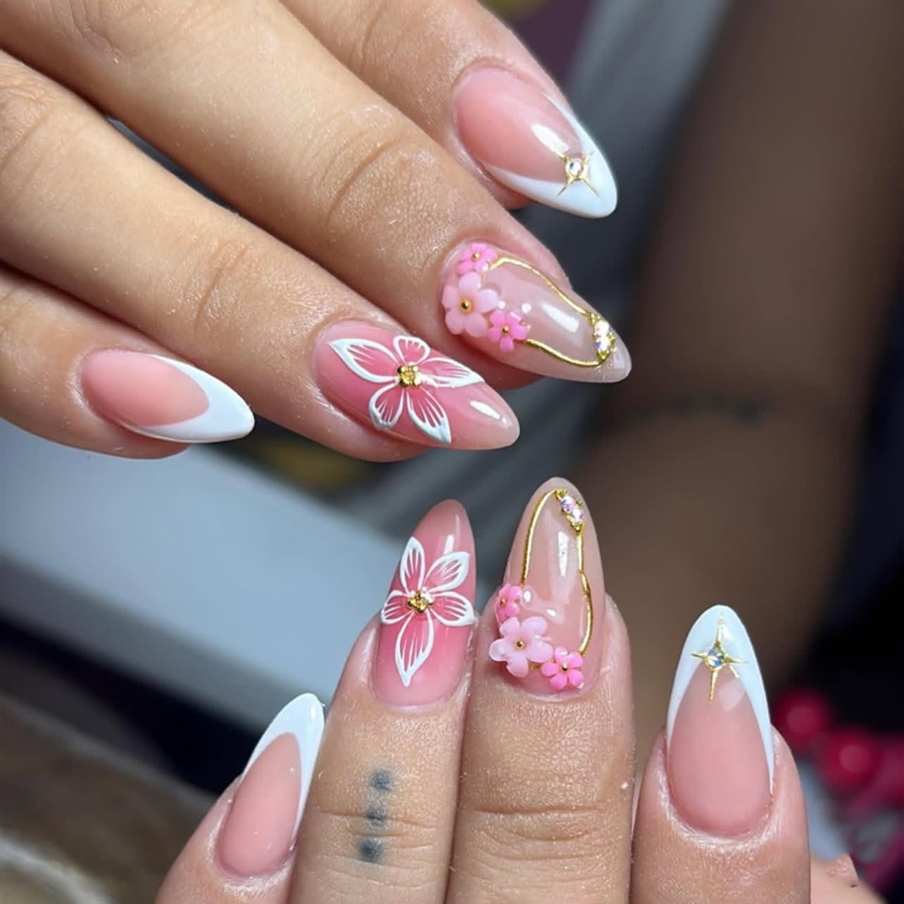 Almond Press On Nails - 24 Reusable Fake Nails -24