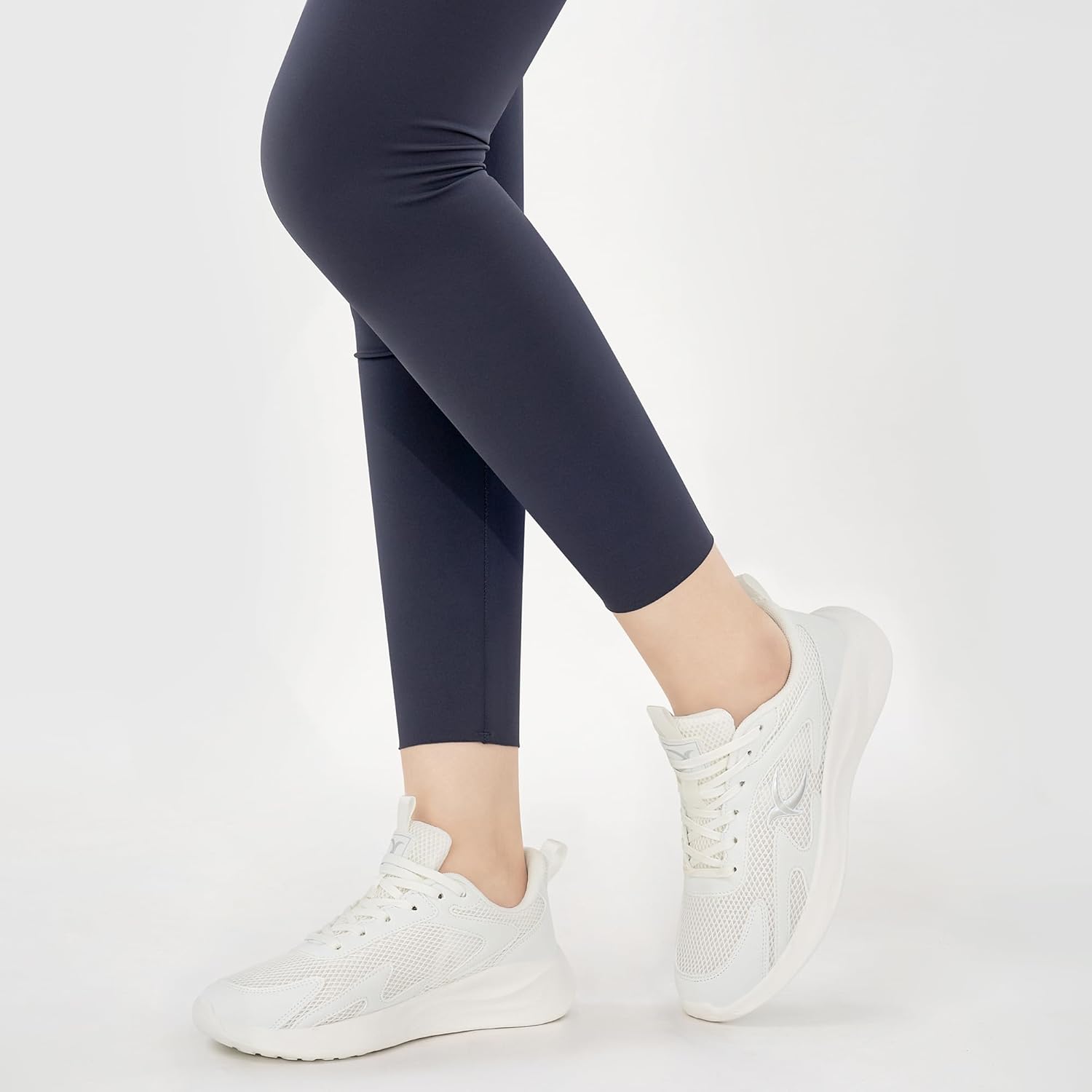 Aomigoct Women's Walking Lightweight Shoes: Memory Foam & Non-Slip Sole - Walk Confidently and Comfortably in Your Everyday Life - Image 6