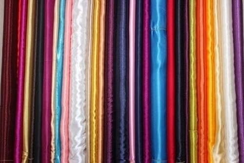 Miniatura 2 de Juego de edredón de satén sedoso de 3 piezas ultrasuave y lujoso, edredón + 2 fundas de almohada (MatrimonialQueen, dorado)