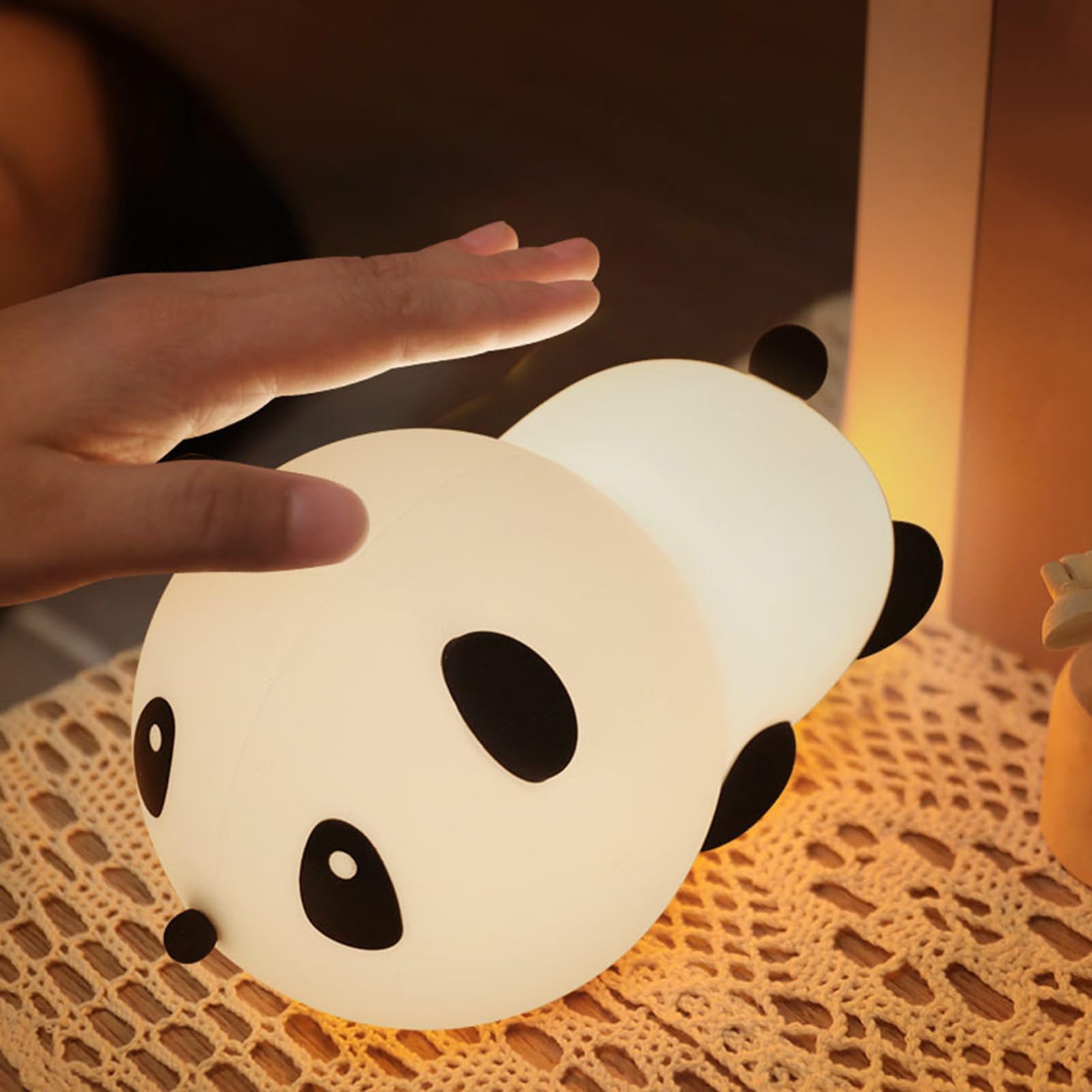 HOMSFOU Lampada Notturna Forma di Panda Ricaricabile Luce LED Calda e Comoda per Camera da Letto e Dormitorio Piccola e Portatile