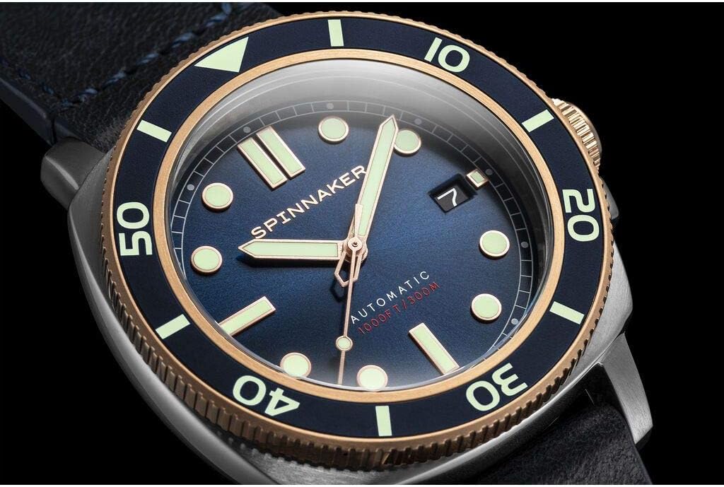 Close-up of Spinnaker Hull SP-5088-05 watch dial and crown
