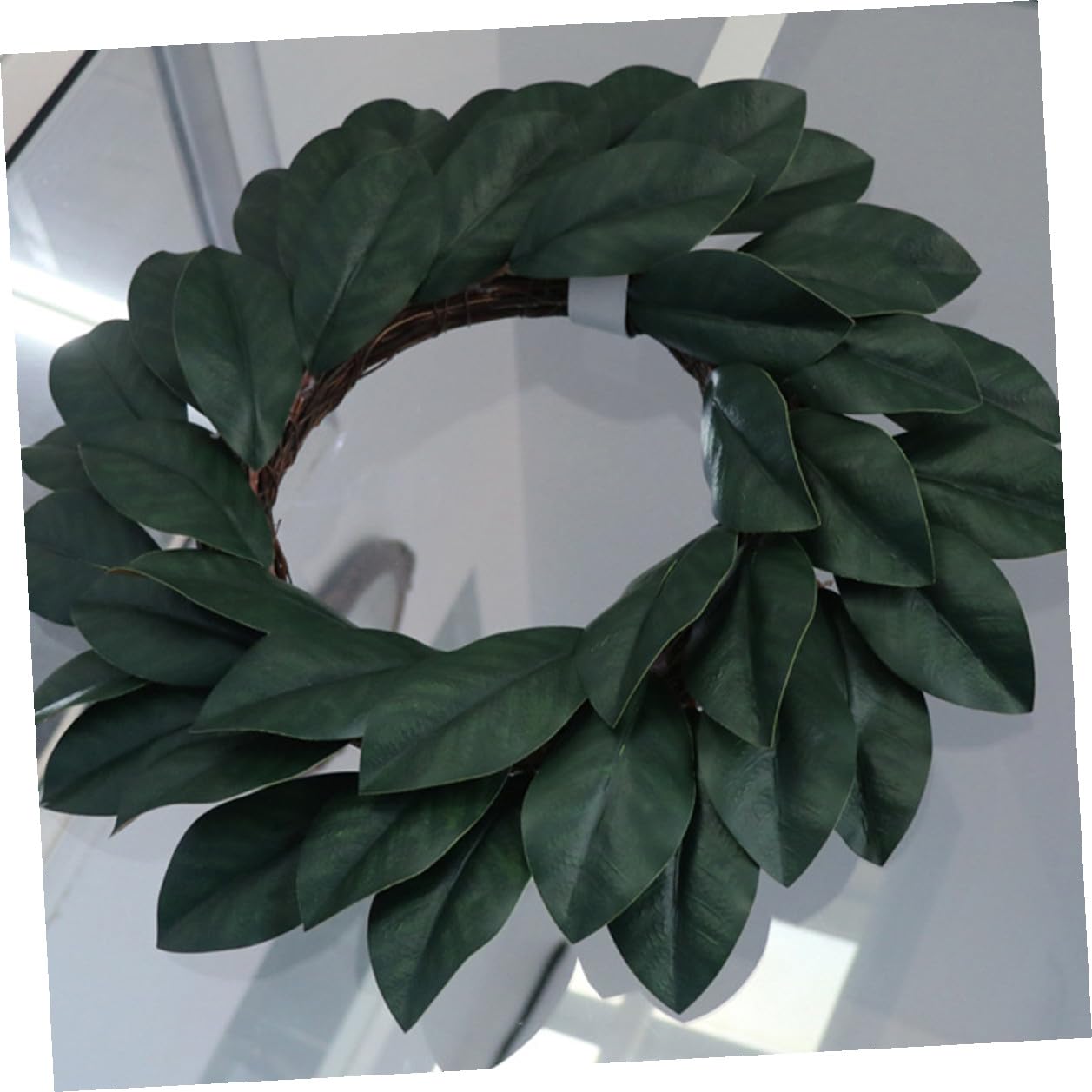 Künstlicher Rattan Kunststoff aus Magnolienblattkranz und Deko
