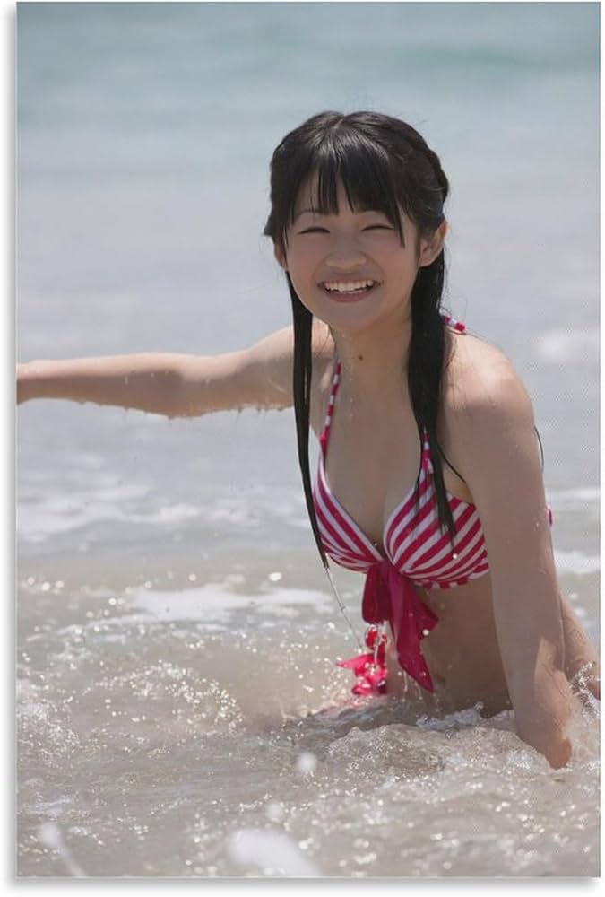 前田憂佳　水着 Amazon.co.jp: 前田憂佳グラビア水着画画像集女優・歌手・アイドル35 ポスター 装飾画 キャンバス ウォールアート リビングルーム  ポスター ベッドルーム 絵画 フレームなしスタイル 24x36インチ(60x90cm) : ホーム＆キッチン