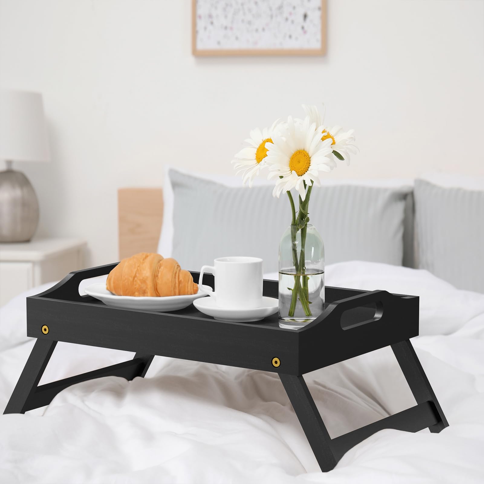 Mayyol Plateau de petit-déjeuner pour manger – Table pliable pour ordinateur portable – Plateau de service surélevé portable en bambou – Plateau de collation avec pieds pliants, manger pour chambre,