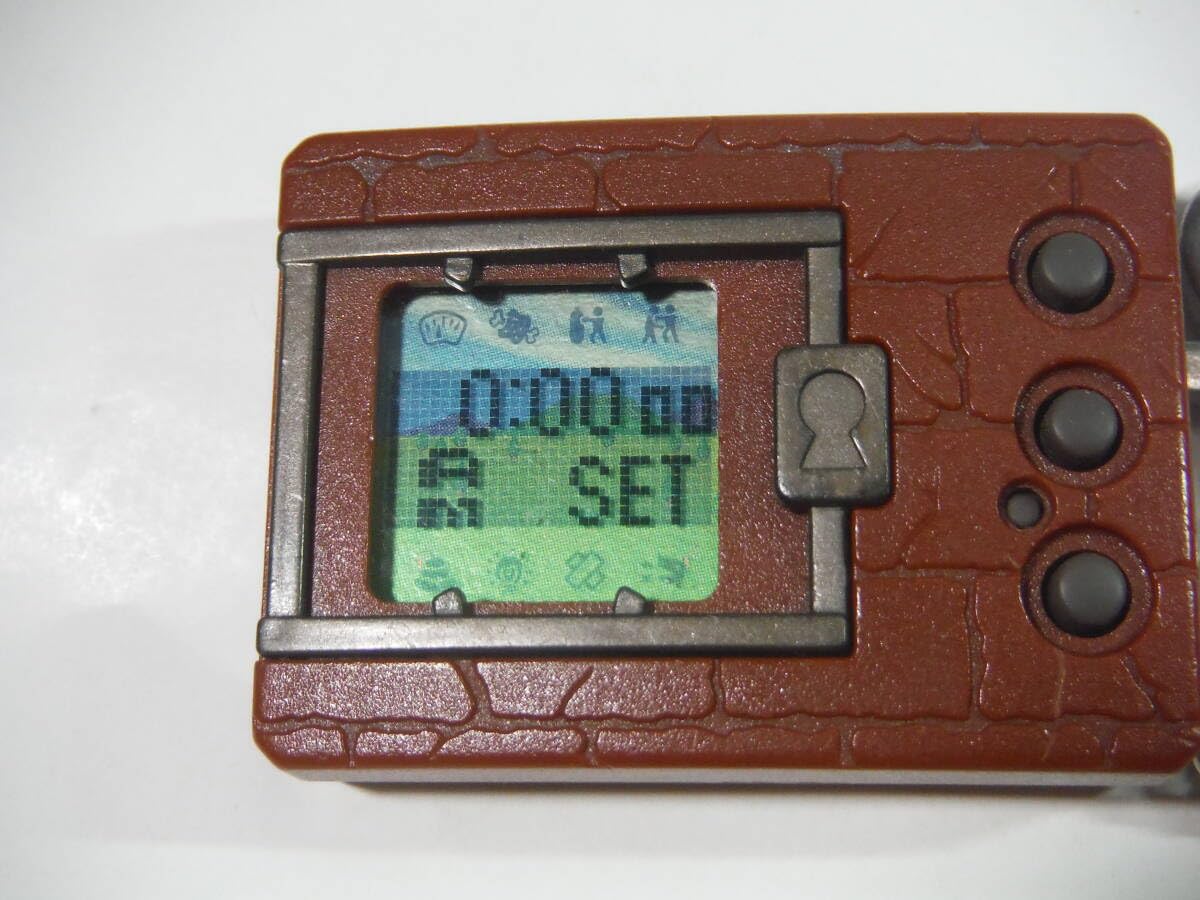 Amazon | 作動・機能OK！デジモン デジタルモンスター Ver.1 茶色