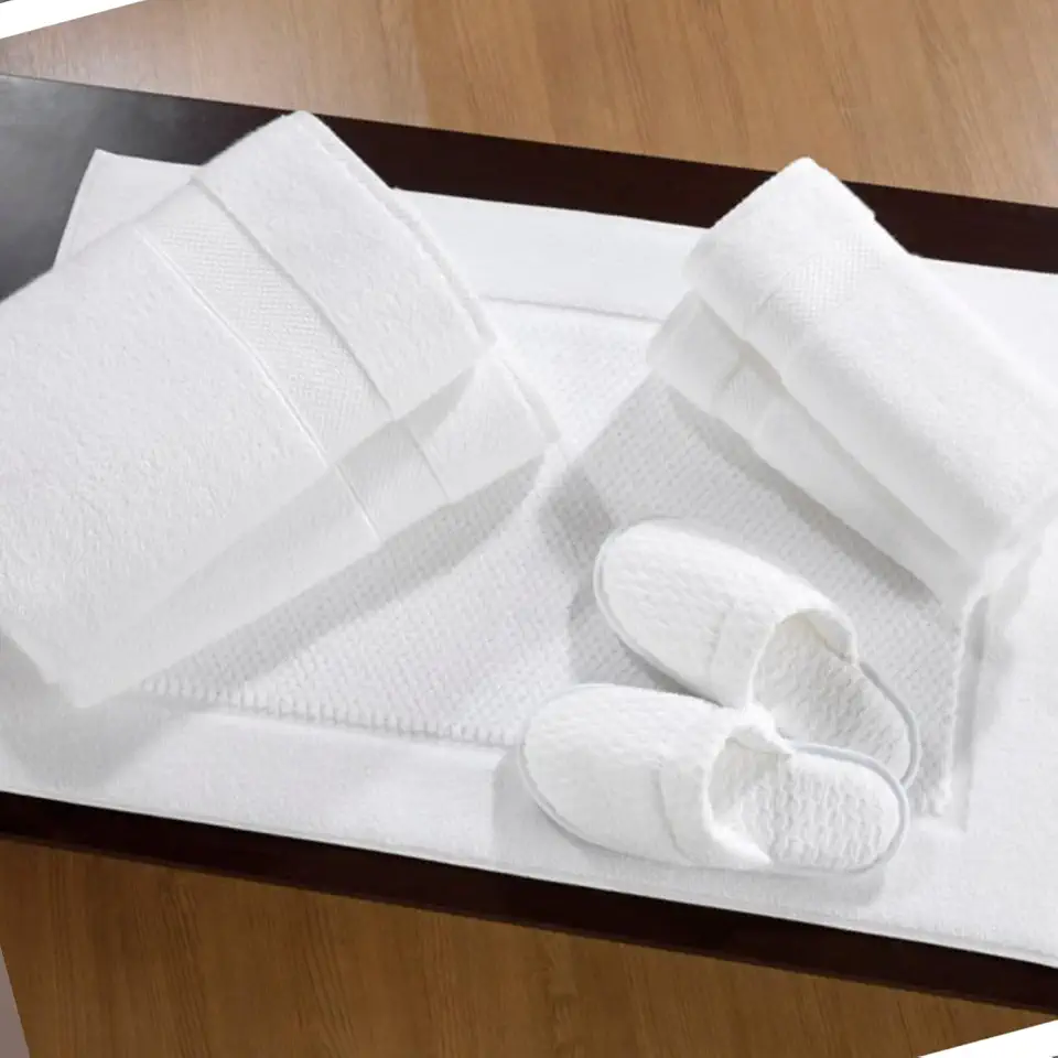 Kit 5 Toalhas 100% Algodão Fio Penteado Alta Gramatura acima de 600 g/m² Hotelaria Profissional - Banho Gigante Rosto e Piso