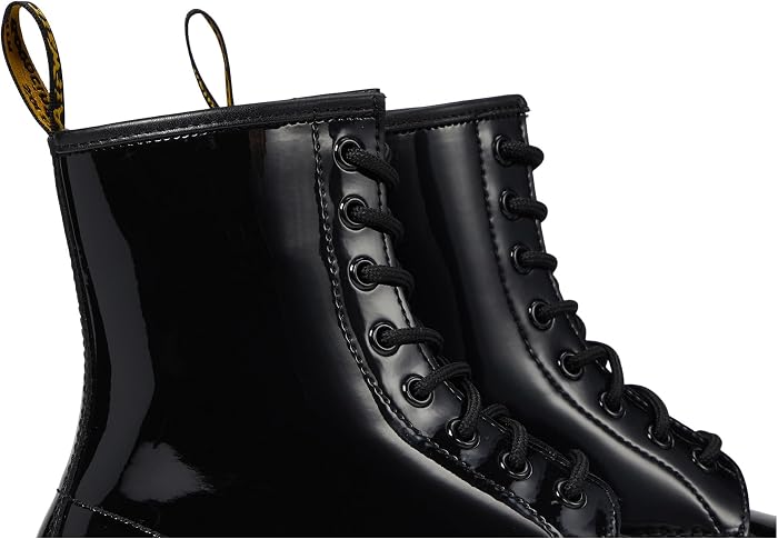 Женские ботинки Dr. Martens 1460 Patent Leather Lace Up, цвет: Чёрный — фото 3