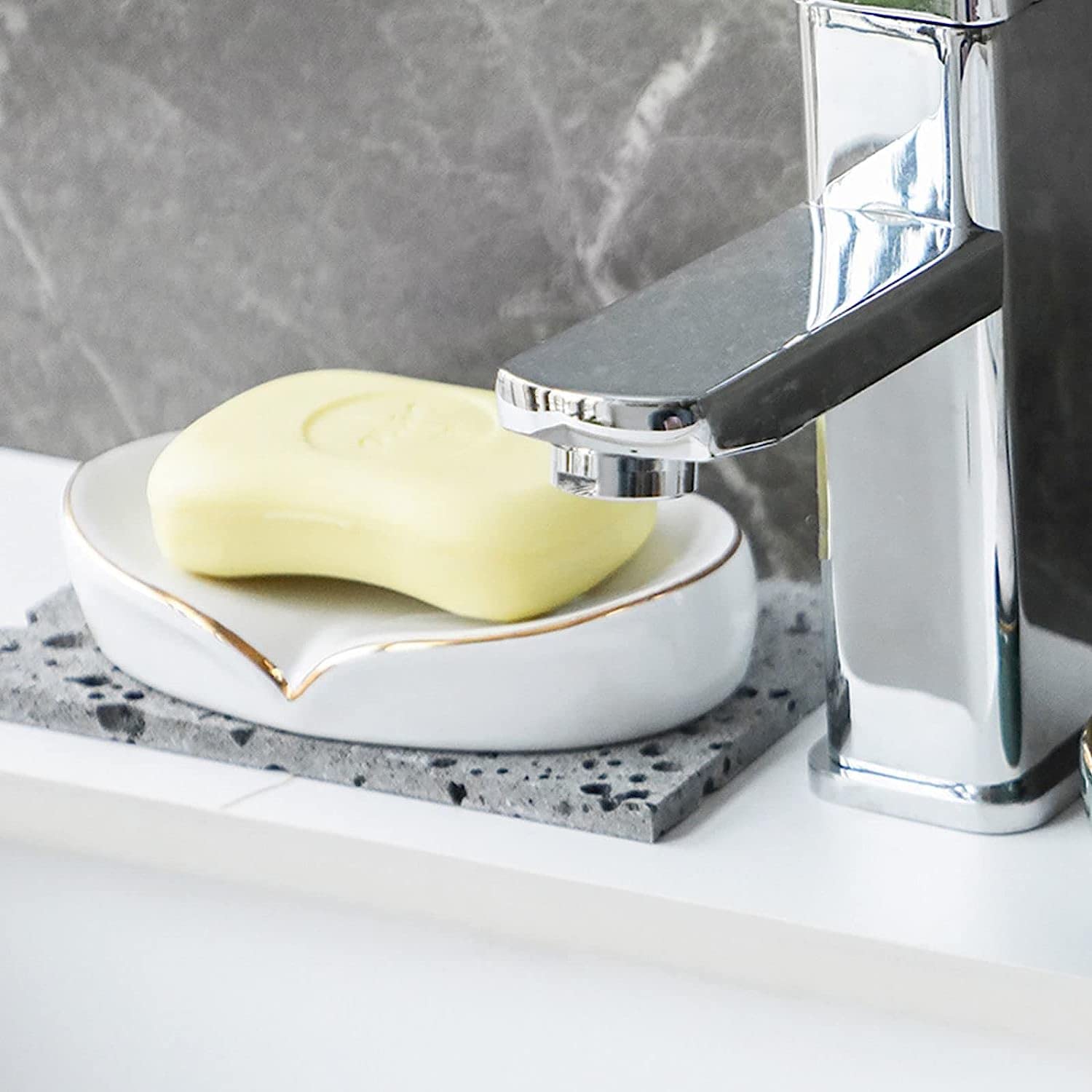 YoHyien Keramische Zeepbakje, Lotusblad Zeepbakje voor Badkamer, Zeeptray, Zeephouder voor Douche, Keuken en Wastafel, Houdt Zeep Droog en Gemakkelijk Schoon te Maken