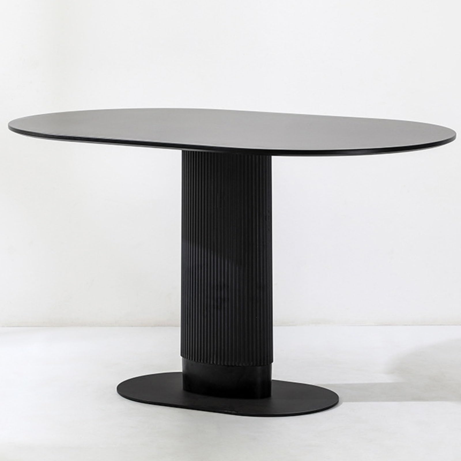 Tavolo da pranzo ovale in legno nero con base in metallo, piccolo tavolo da cucina per sala da pranzo, caffetteria, sala conferenze, design moderno, pelliccia salvaspazio