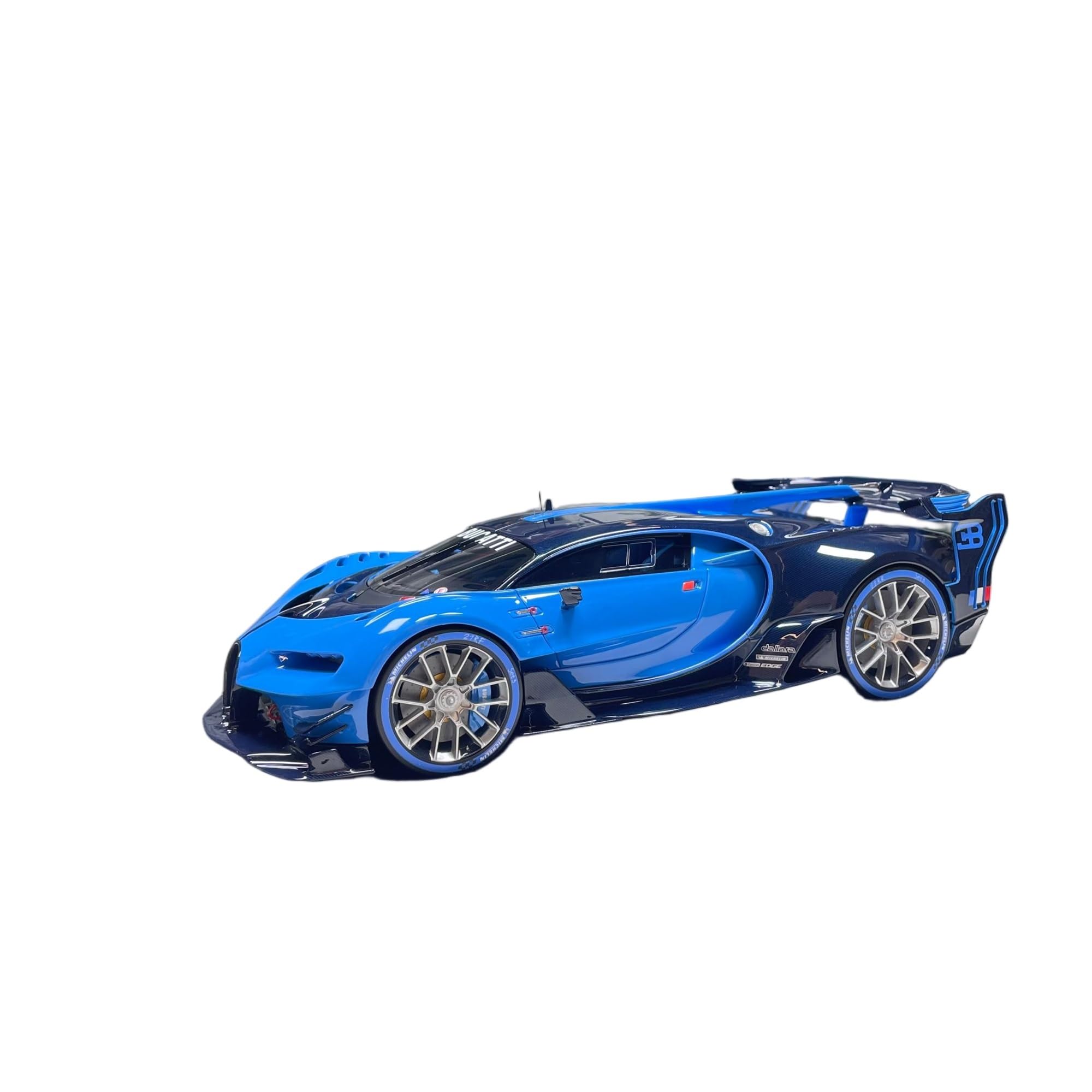 Amazon.co.jp: ミニチュアモデル 1 18 ブガッティ ビジョン GT