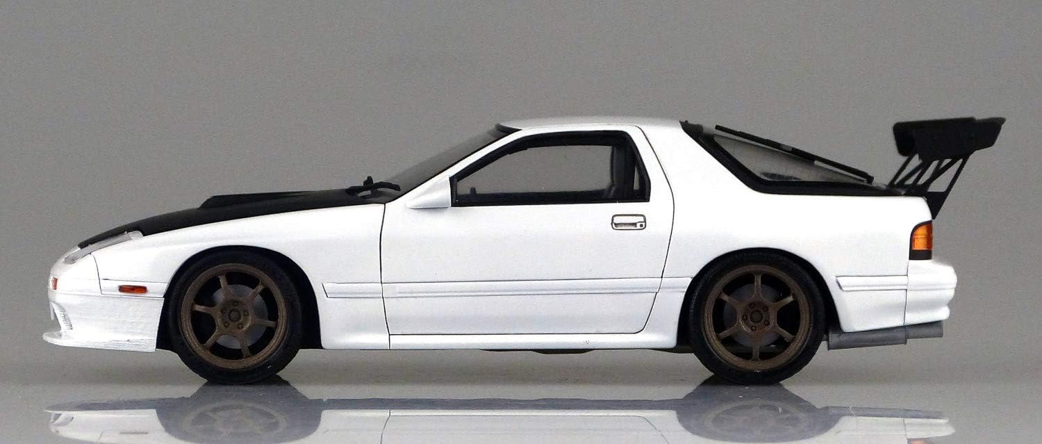 Initial D: Ryosuke Takahashi FC3S RX-7 Mazda Hakone 1:24 Scale Model Kit