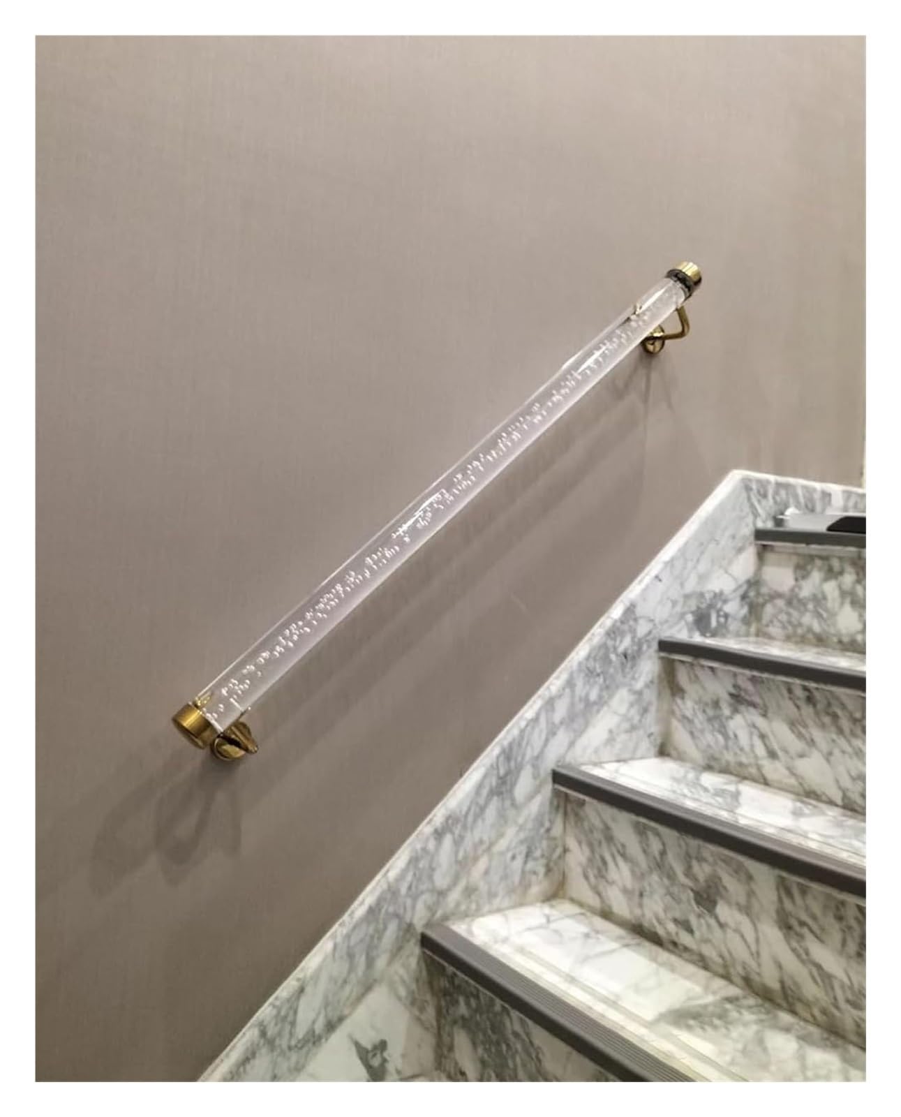 Rampe d'escalier en acrylique de prestige et supports dorés chic 230cm