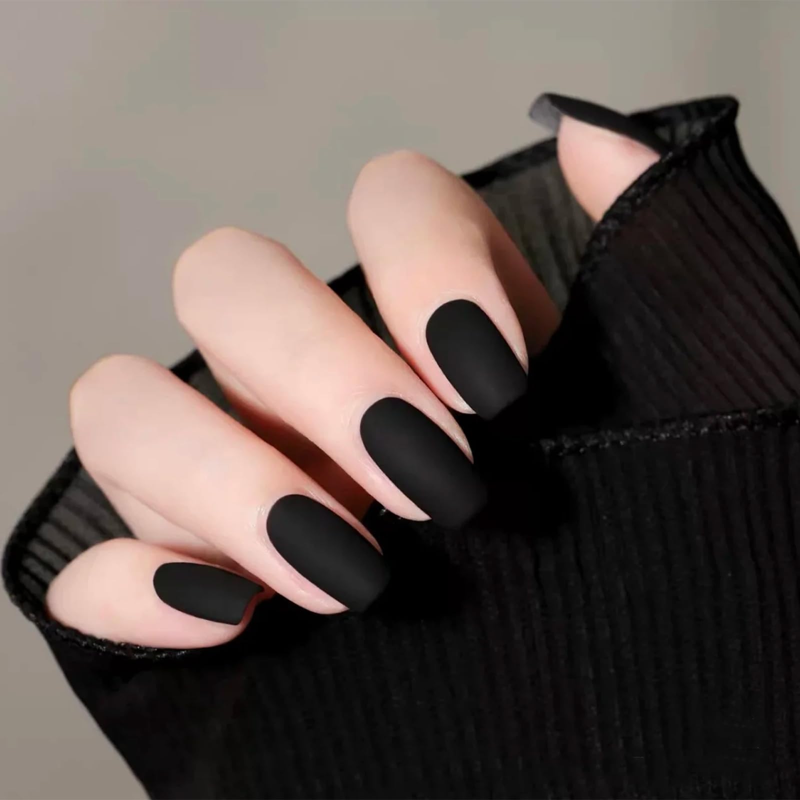 COSMOO Black Matte Nail Polish Quick Dry Nail Lacquer for Nail Art Varnish Mist Effect Matte Finish Velvet