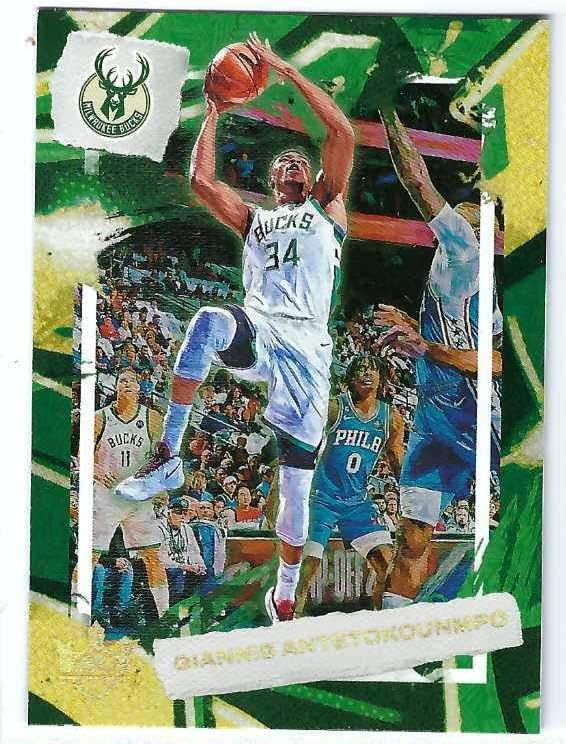 GIANNIS ANTETOKOUNMPO 2022-23 Panini Court Kings #17 STEALTH PARALLEL Card Milwaukee Bucks Basketball