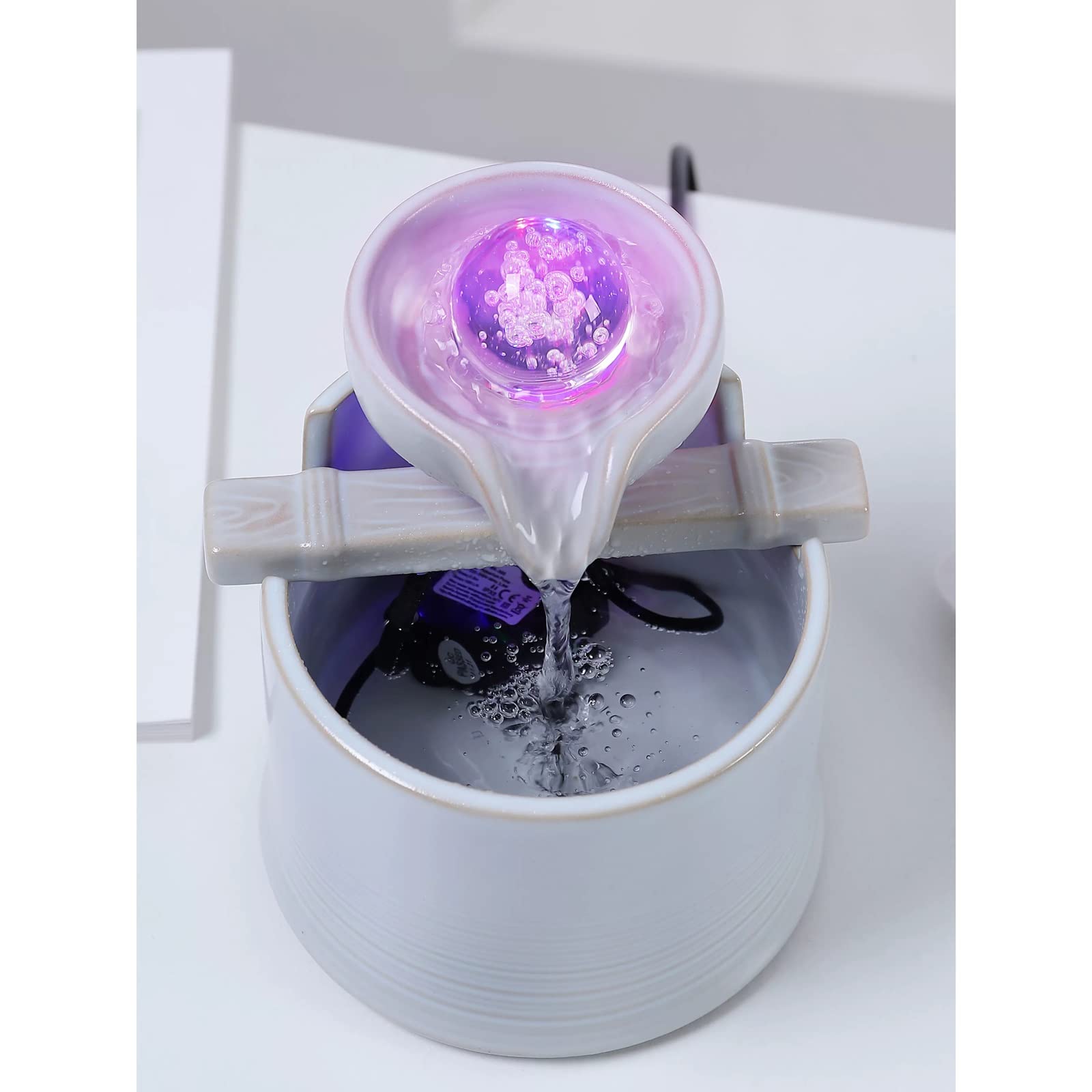Fuente de Interior Mini fuente de mesa de cerámica for interiores Fuente de agua interior moderna for sala de estar, oficina o dormitorio con luces y bomba sumergible eléctrica, 6,4 pulgadas de alto F