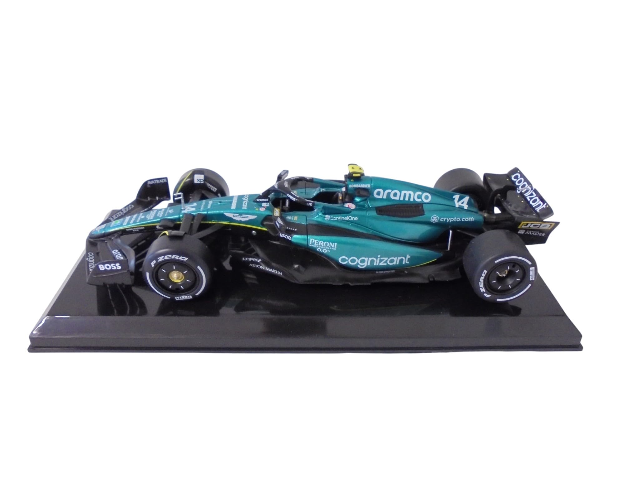 Amazon.co.jp: OPO 10 - 1/24 フォーミュラ1カー アストンマーティン