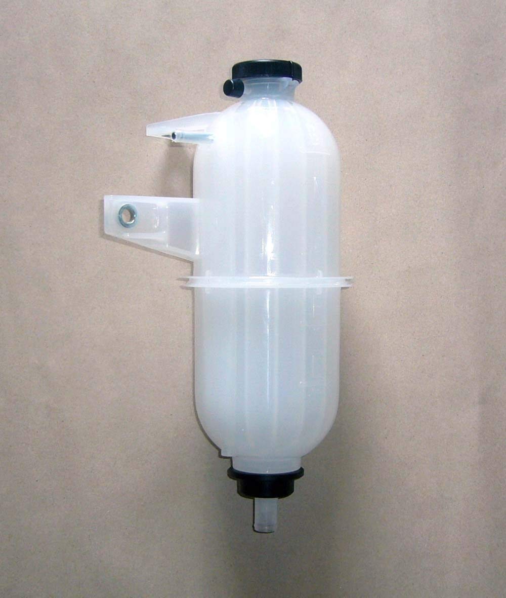 Valves & Parts Radiator Tank for Toyota Hilux 1KDFTV/2KDFTV KUN25 16470-0l010