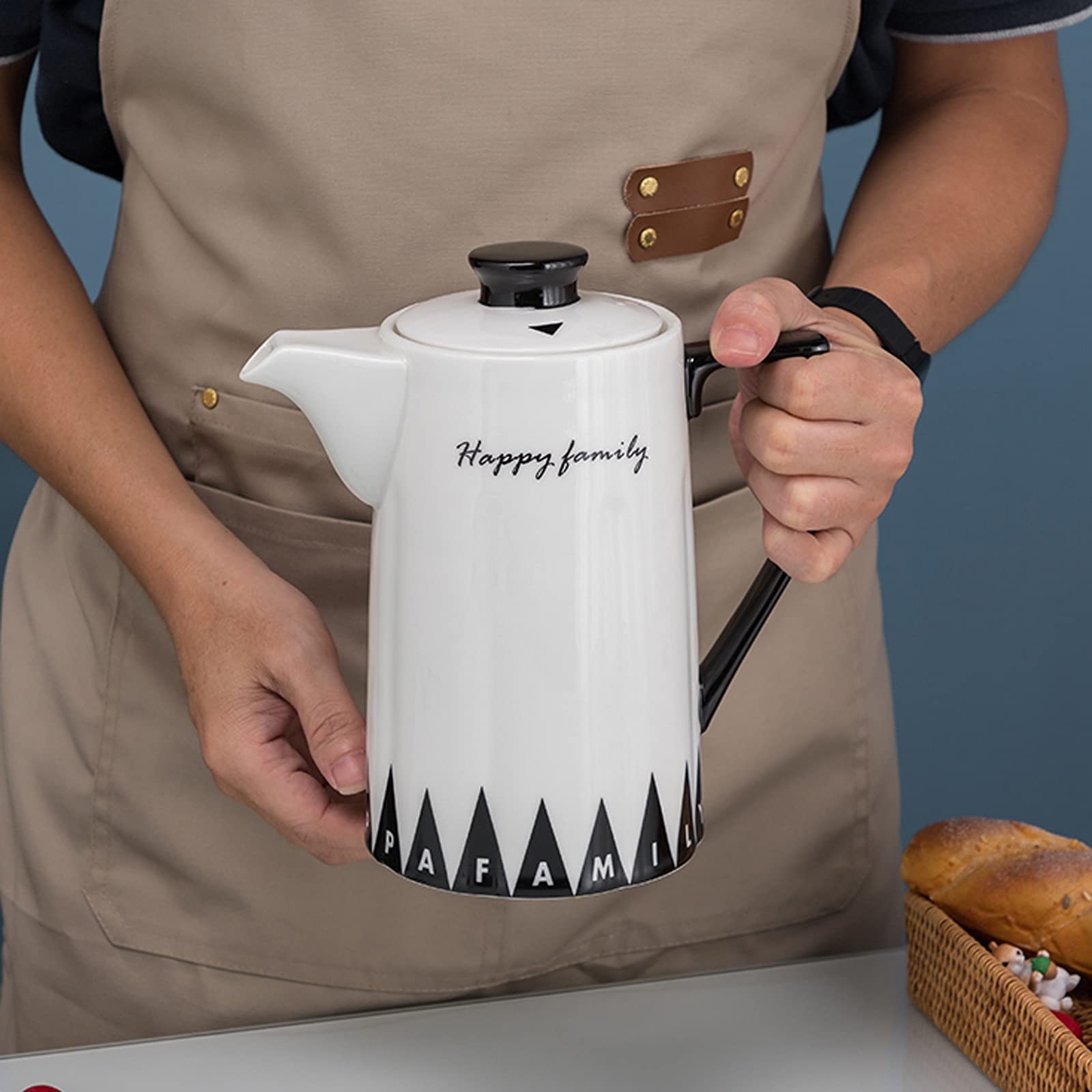 Carafe Eau Pichet de luxe légère avec poignée et couvercle de grande capacité pichet céramique idéal for le thé glacé, Sangria, limonade et plus (60,8 oz) Pichet à Thé Glacé(Noir)