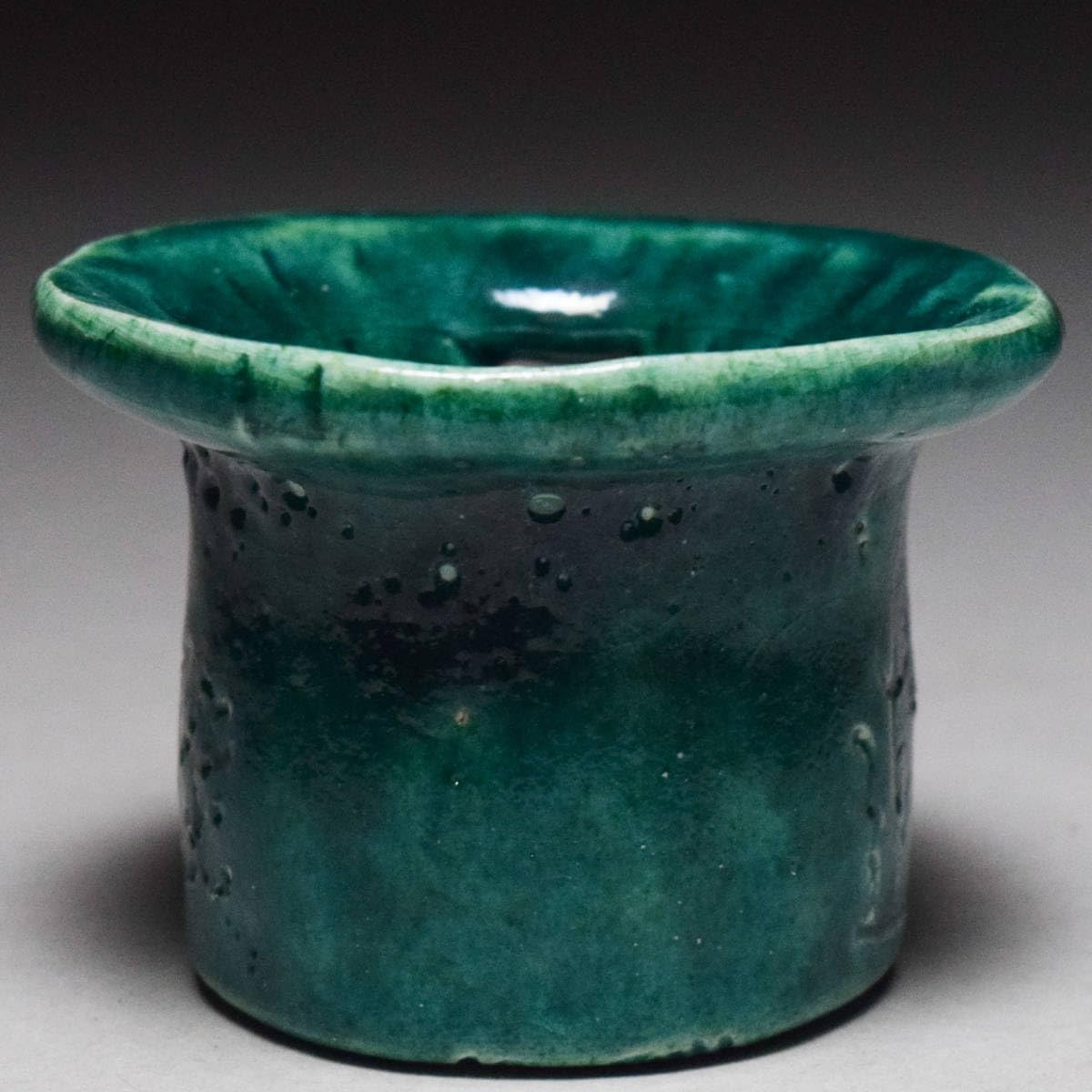 蓋置『加藤利昇 作』『松葉　蓋置　共箱』茶道具 製茶器 木箱付 Amazon.co.jp: 加藤酉翁緑釉蓋置共箱共布茶道具安加比古窯九十七才【e