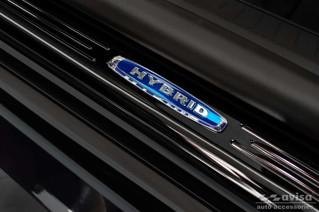 Avisa Czarne ochraniacze progów drzwi Inox kompatybilne z Ford Kuga III 2019-2024 i FL 2024 - "Hybrid" - 4-częściowe