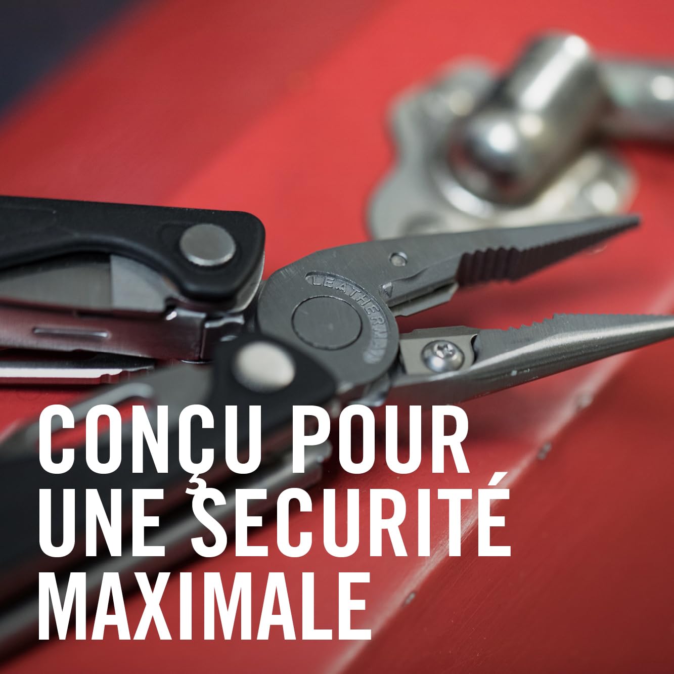 LEATHERMAN - Charge Plus, 18 utensili, tronchese sostituibile, Fodero Nylon