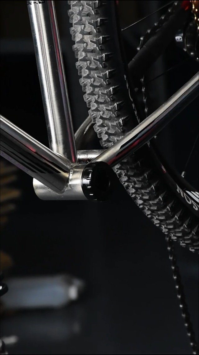 Clé pour boîtier de pédalier SHIMANO TL-FC33